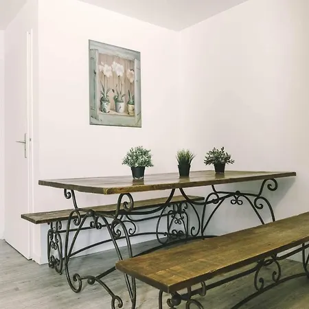 Апартаменты Luka's Charming Near Disneyland *